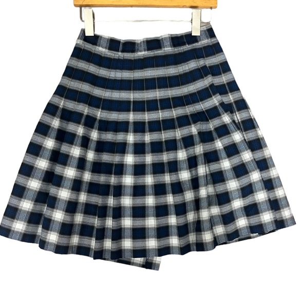 Vintage Pleated Skirt with Buttons - Picture 2 of 2